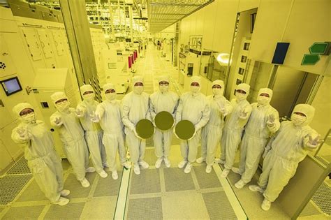 Samsung Begins Chip Production Using 3nm Process Technology With .